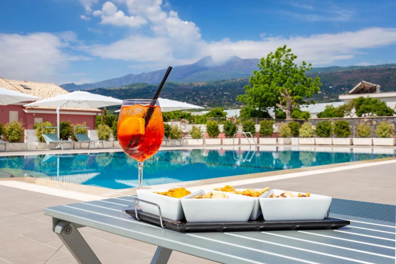 Dipladenia Garden Country Resort Mascali Bagian luar foto