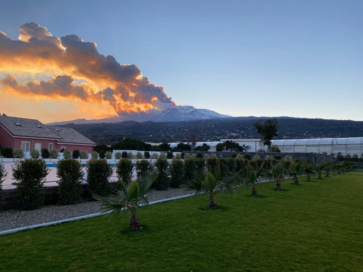 Dipladenia Garden Country Resort Mascali Bagian luar foto