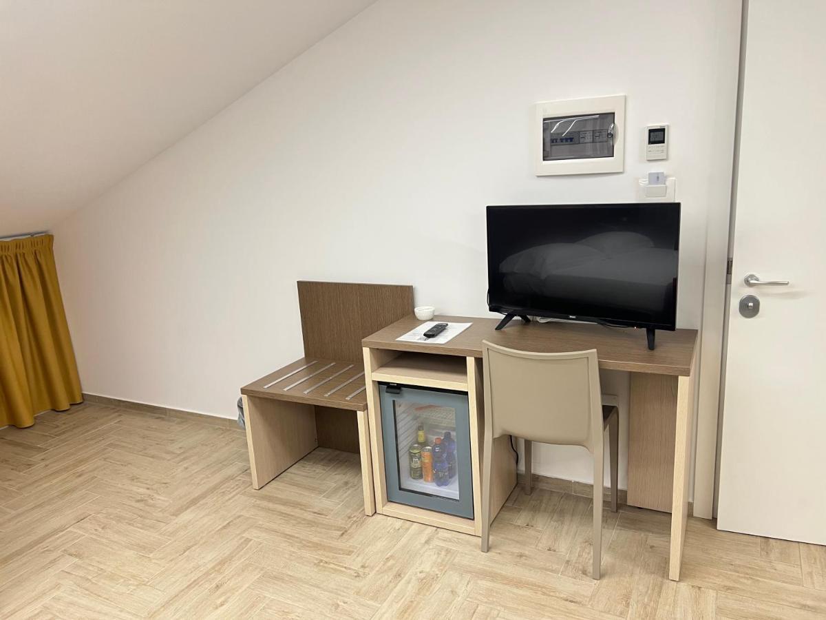 Dipladenia Garden Country Resort Mascali Bagian luar foto