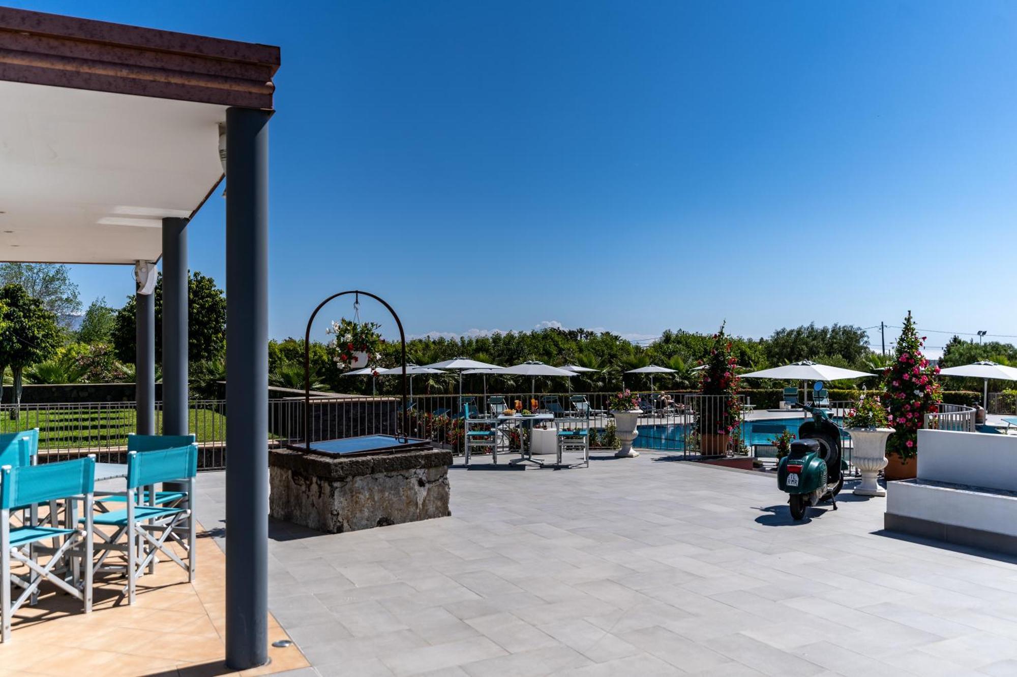 Dipladenia Garden Country Resort Mascali Bagian luar foto