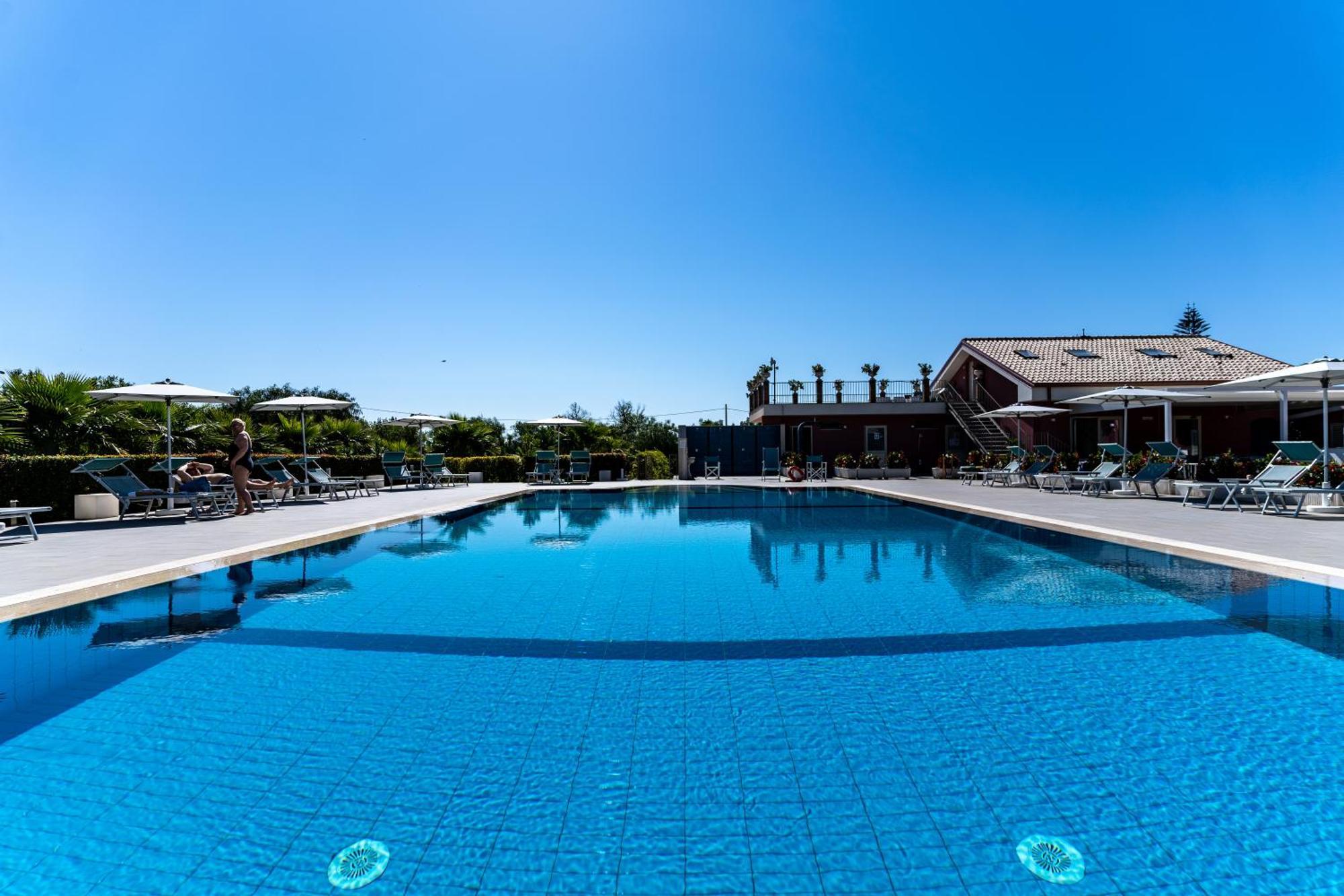 Dipladenia Garden Country Resort Mascali Bagian luar foto