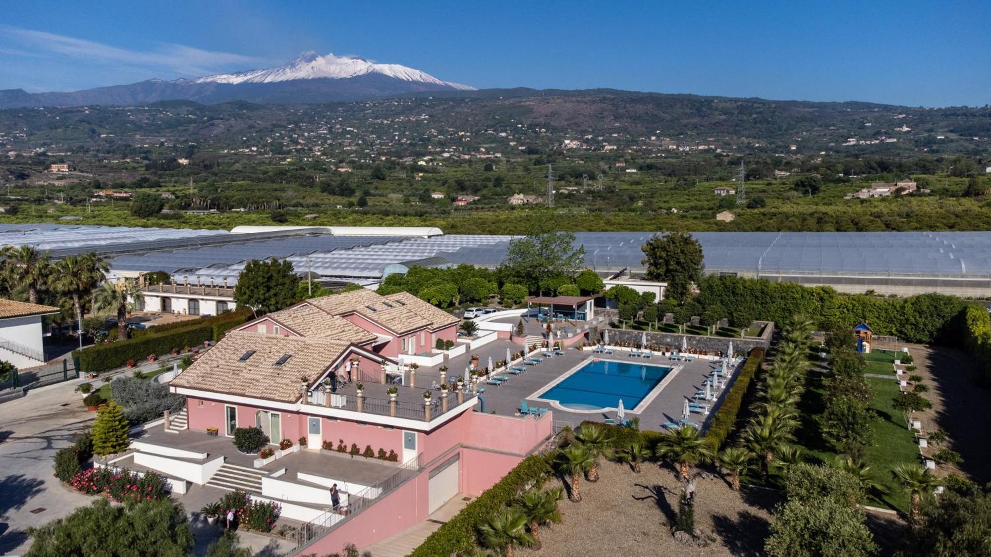 Dipladenia Garden Country Resort Mascali Bagian luar foto